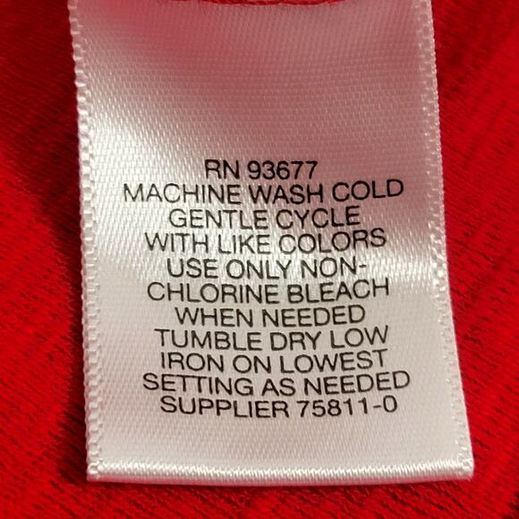 Liz Claiborne Red V-neck top Size XL NWT - Picture 4 of 5